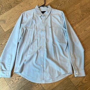 Hurley men’s light denim button down shirt with pocket detail